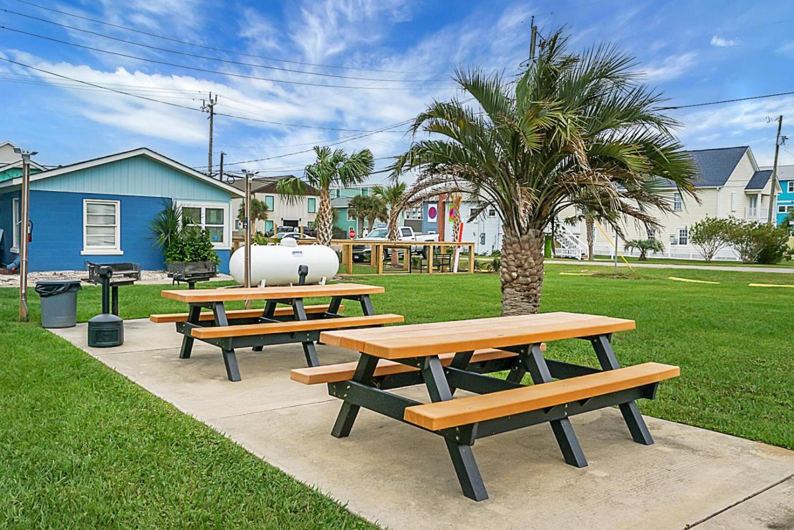 Seabirds Motel At Kure Beach Exterior photo